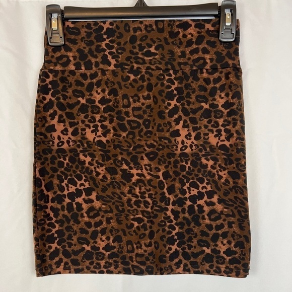 Cotton On Leopard Print Annie Stretch Skirt - Picture 1 of 5